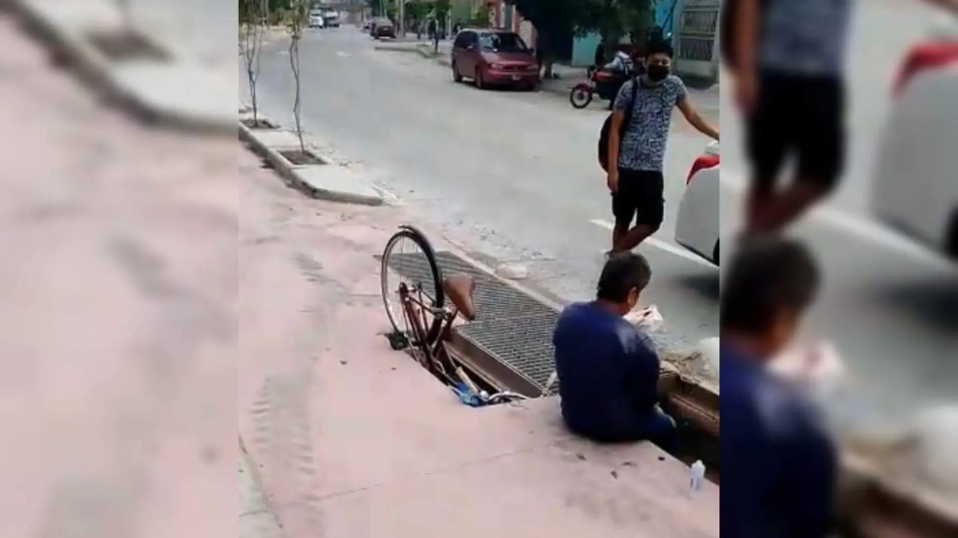 Accidente adulto mayor obra inconclusa parque Solidaridad